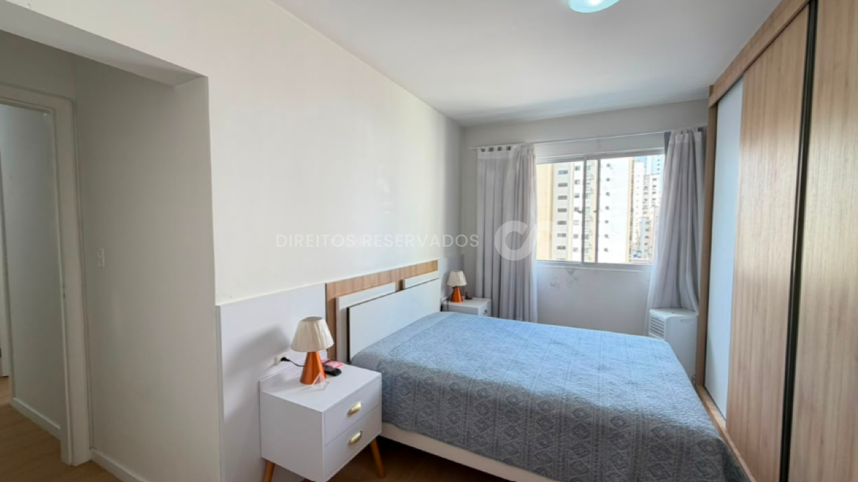 Apartamento com 3 Dormitórios no Edifício Cravo e Canela no Centro de Balneário Camboriú
