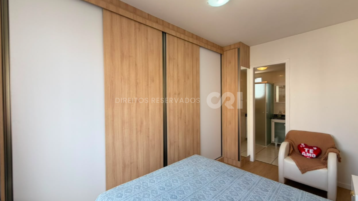 Apartamento com 3 Dormitórios no Edifício Cravo e Canela no Centro de Balneário Camboriú