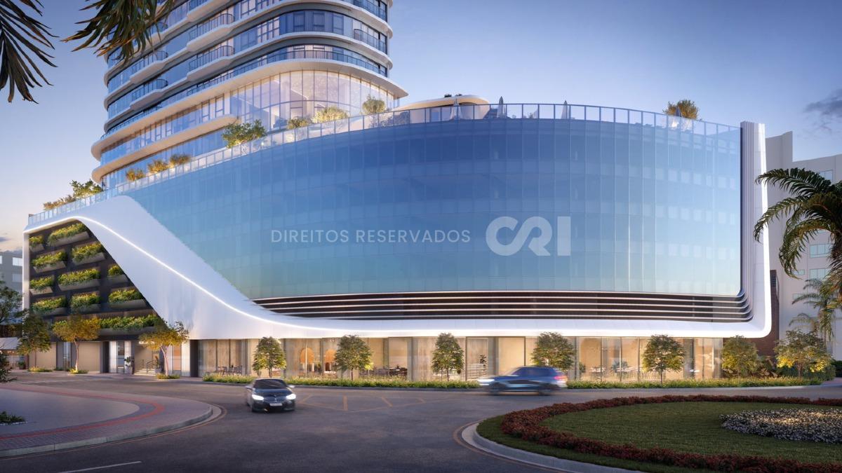 Cobertura Triplex com 5 Suítes no Edifício Elbrus no Centro de Balneário Camboriú