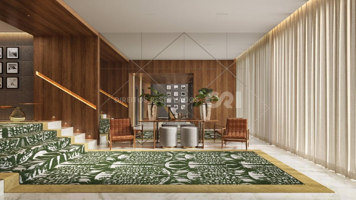 Cobertura Triplex com 5 Suítes no Edifício Elbrus no Centro de Balneário Camboriú