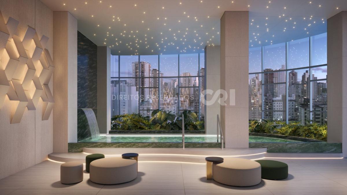 Cobertura Triplex com 5 Suítes no Edifício Elbrus no Centro de Balneário Camboriú