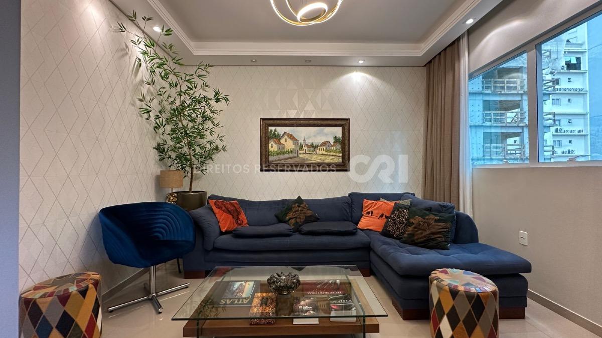 Apartamento com 3 Suítes no Villa Constanza Residencial em Meia Praia, Itapema