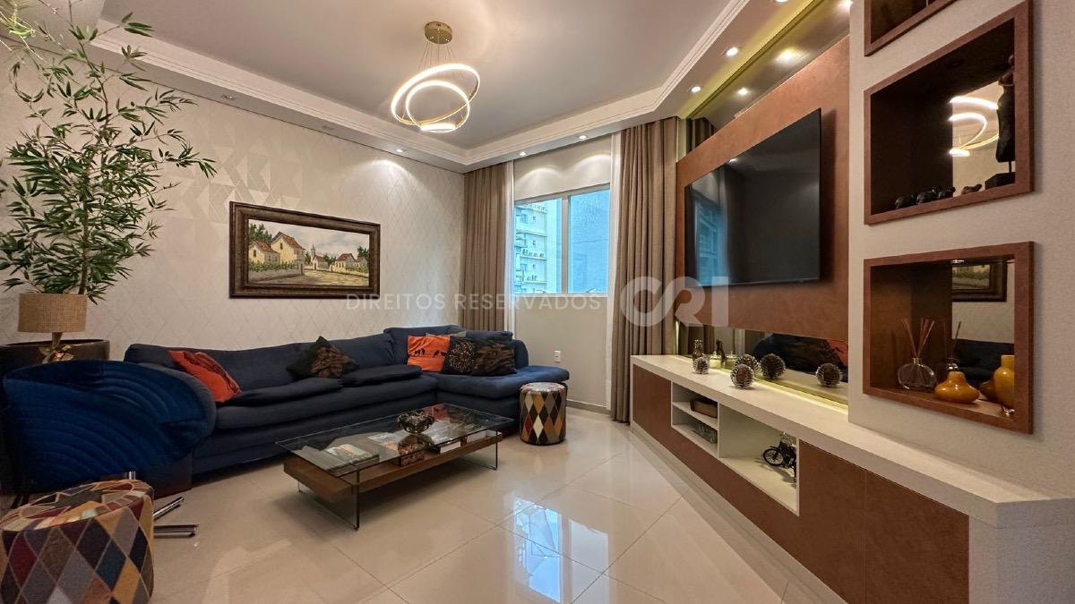 Apartamento com 3 Suítes no Villa Constanza Residencial em Meia Praia, Itapema