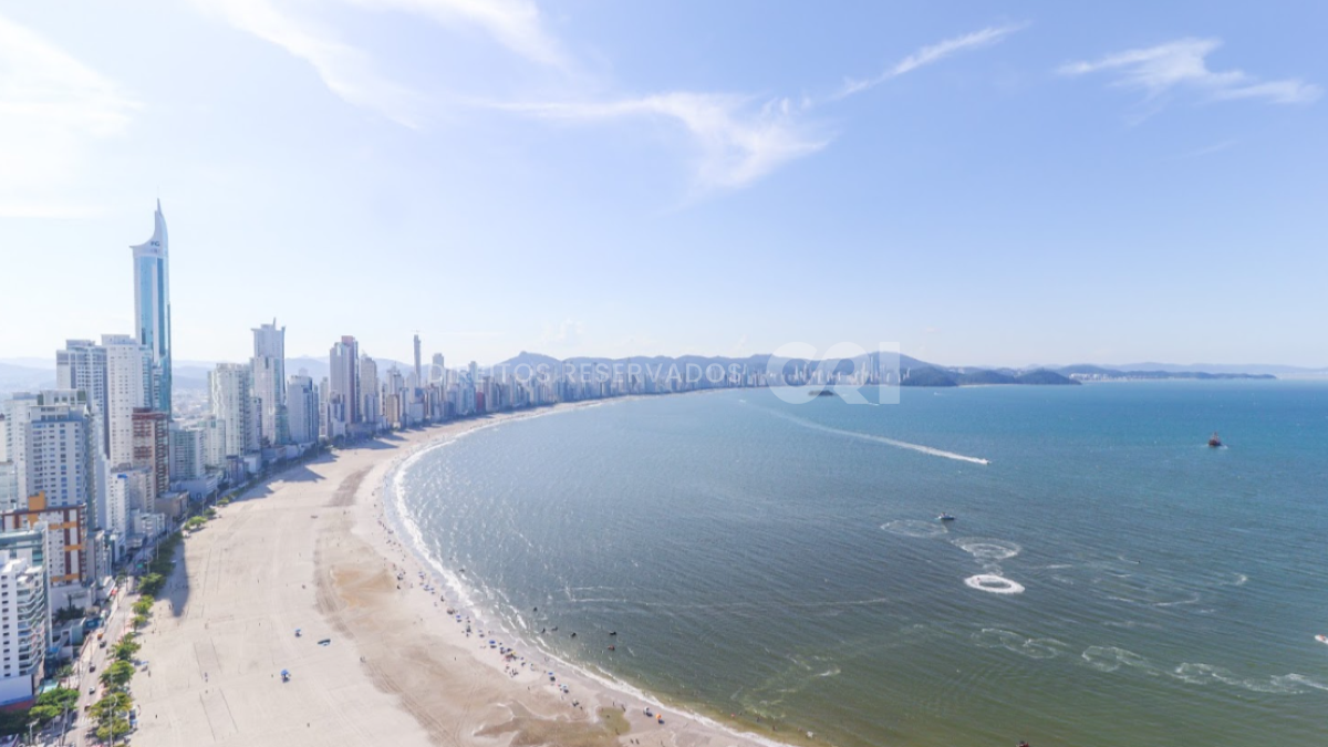 Apartamento Frente Mar no Ibiza Torre Norte na Av. Atlântica, Centro de Balneário Camboriú