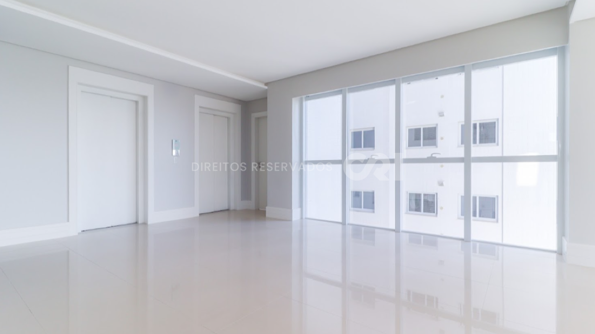 Apartamento Frente Mar no Ibiza Torre Norte na Av. Atlântica, Centro de Balneário Camboriú