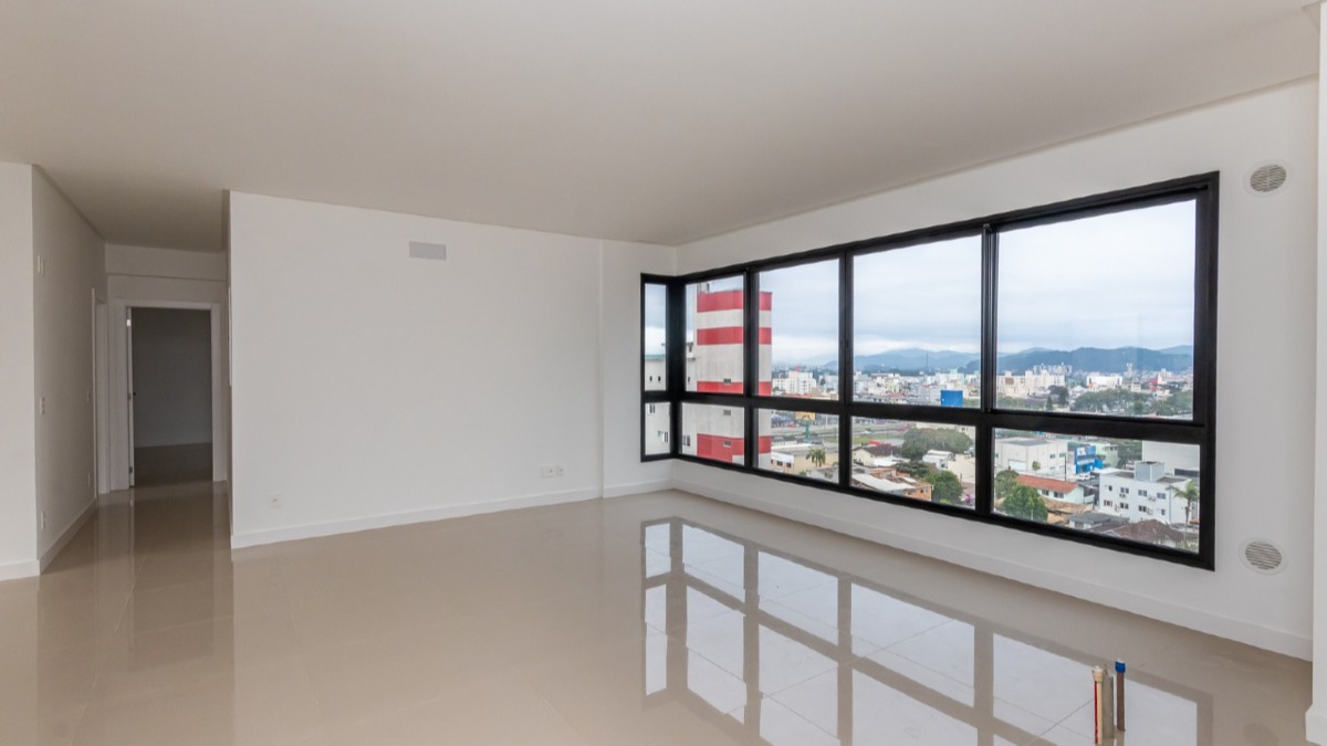 Apartamento com 3 suítes no Edifício Porto Rotterdam no Centro, Balneário Camboriú