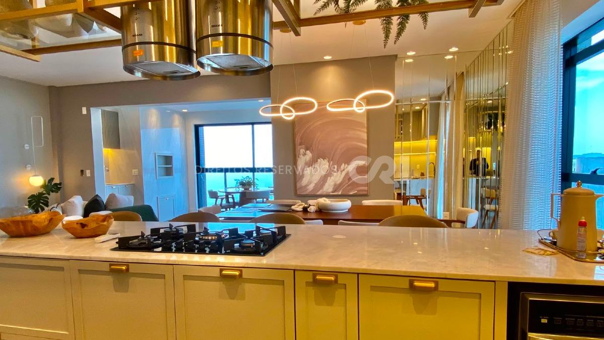 Apartamento Showroom com 4 Suítes no Shard Tower em Meia Praia, Itapema