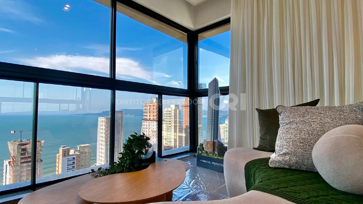 Apartamento Showroom com 4 Suítes no Shard Tower em Meia Praia, Itapema