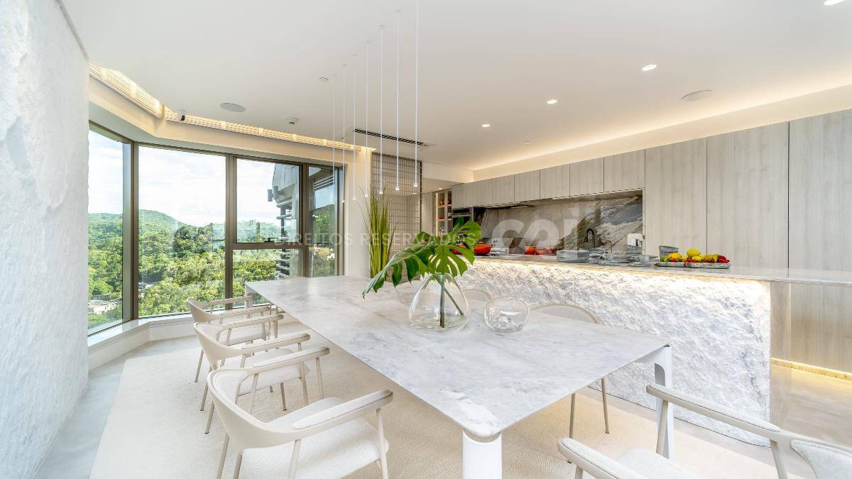 Apartamento Mobiliado com 4 Suítes no Yachthouse by Pininfarina na Barra Sul em Balneário Camboriú