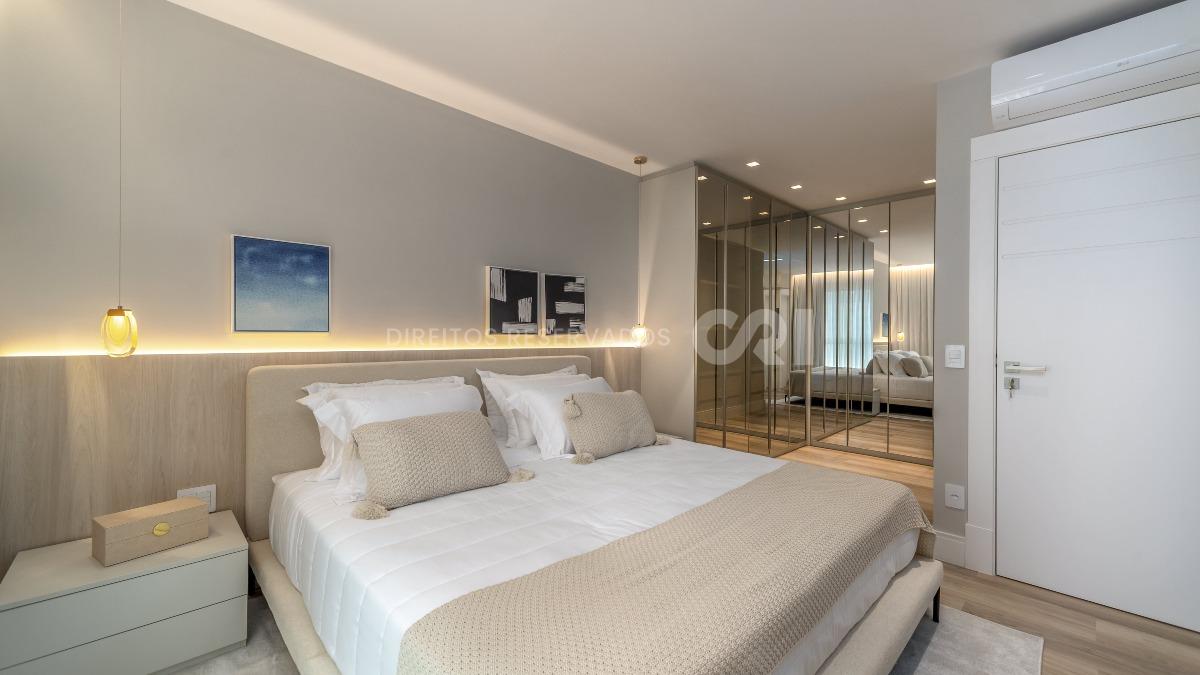 Apartamento Mobiliado com 4 Suítes no Skyline Tower no Pioneiros, Balneário Camboriú