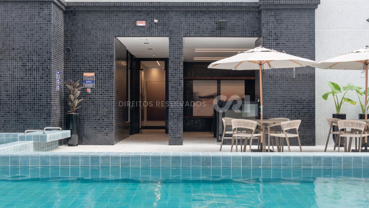 Apartamento com Vista para o Mar e 3 Suítes no Imperia Del Mare em Meia Praia, Itapema