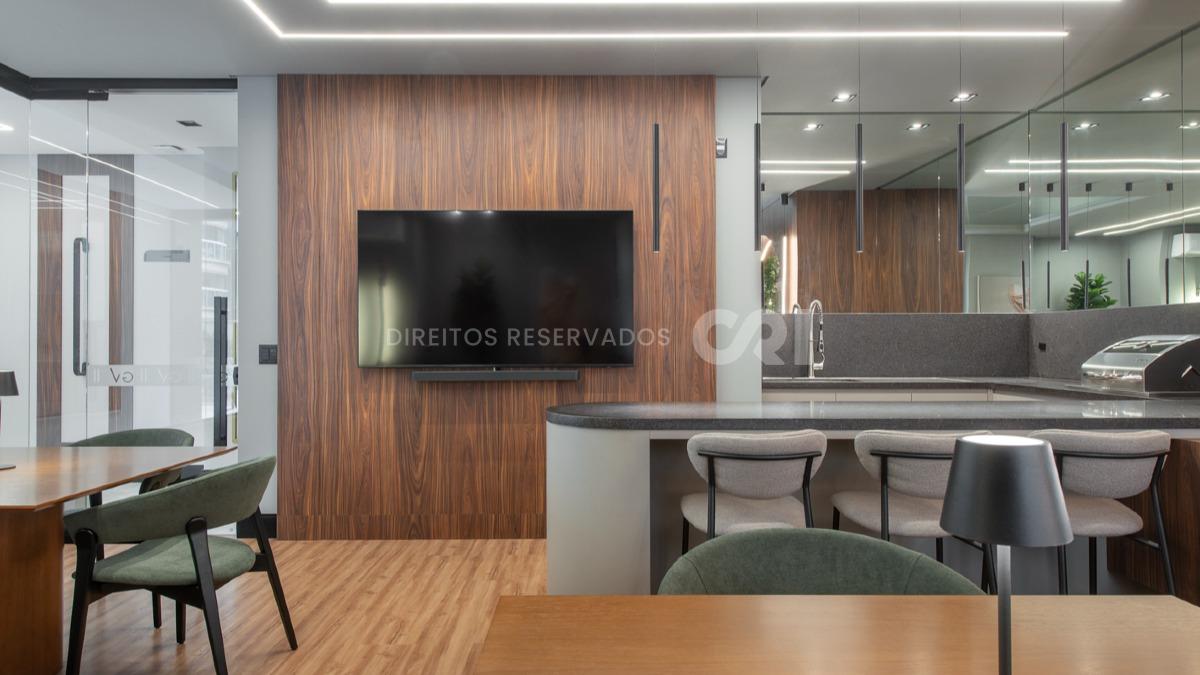 Apartamento com Vista para o Mar e 3 Suítes no Imperia Del Mare em Meia Praia, Itapema