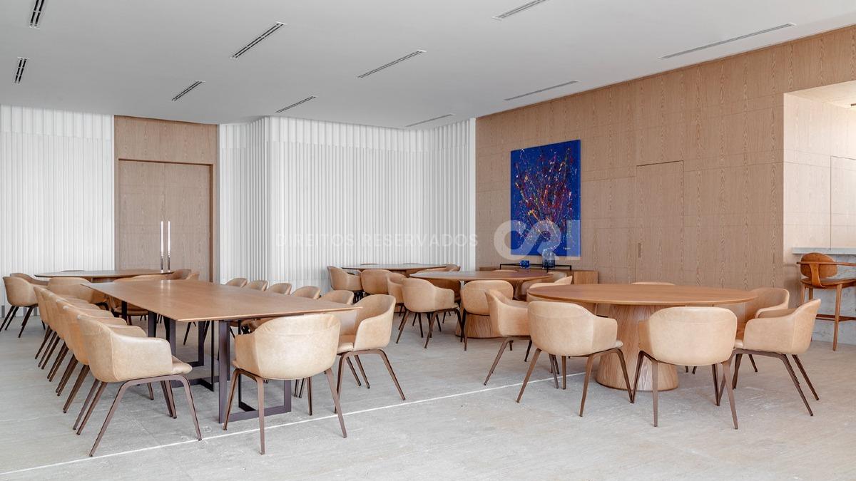 Apartamento com 4 Suítes no Copenhagen na Barra Sul em Balneário Camboriú