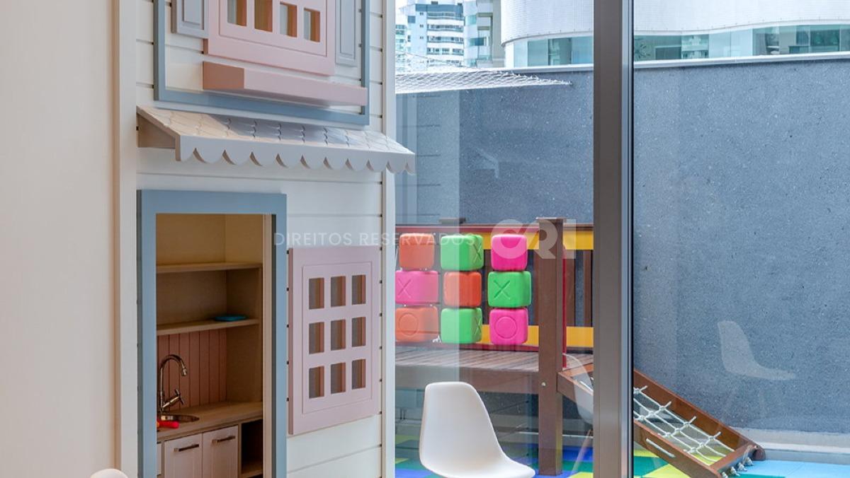 Apartamento com 4 Suítes no Copenhagen na Barra Sul em Balneário Camboriú