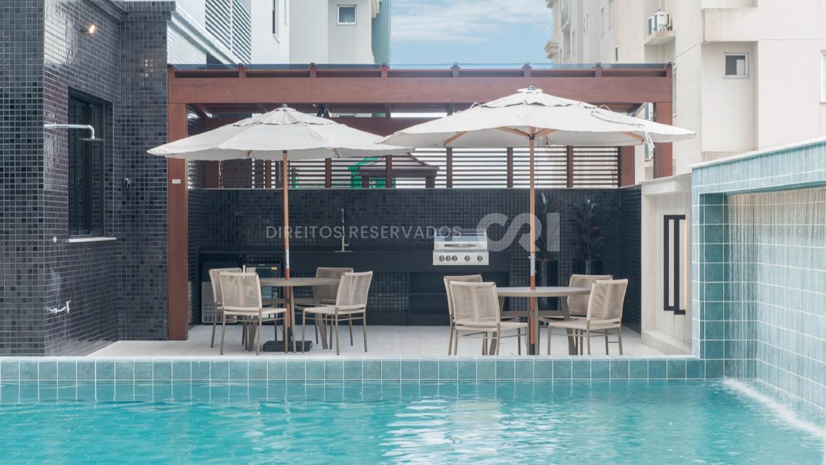 Apartamento com 4 suítes no Edifício Imperia Del Mare na Meia Praia em Itapema
