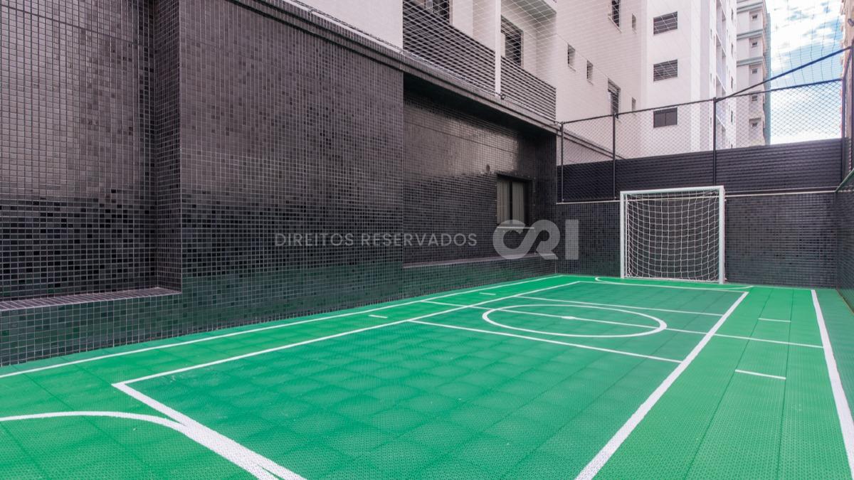 Apartamento com 4 suítes no Edifício Imperia Del Mare na Meia Praia em Itapema
