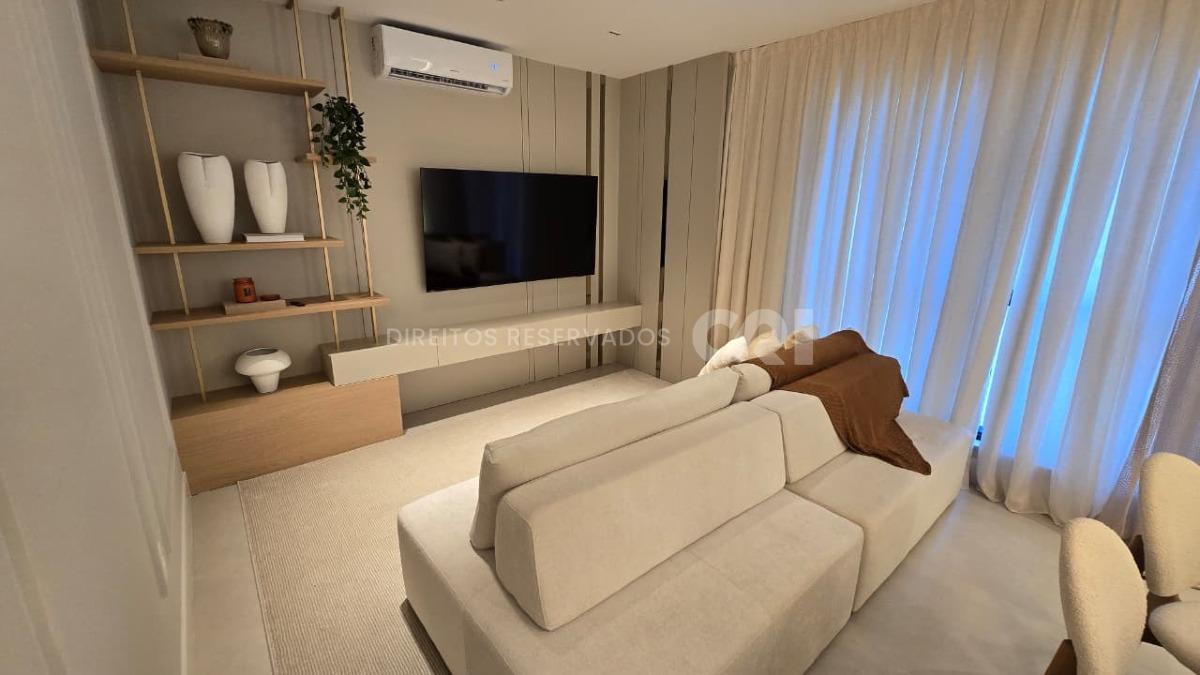 Apartamento com 4 Suítes no Imperia Del Mare em Meia Praia, Itapema