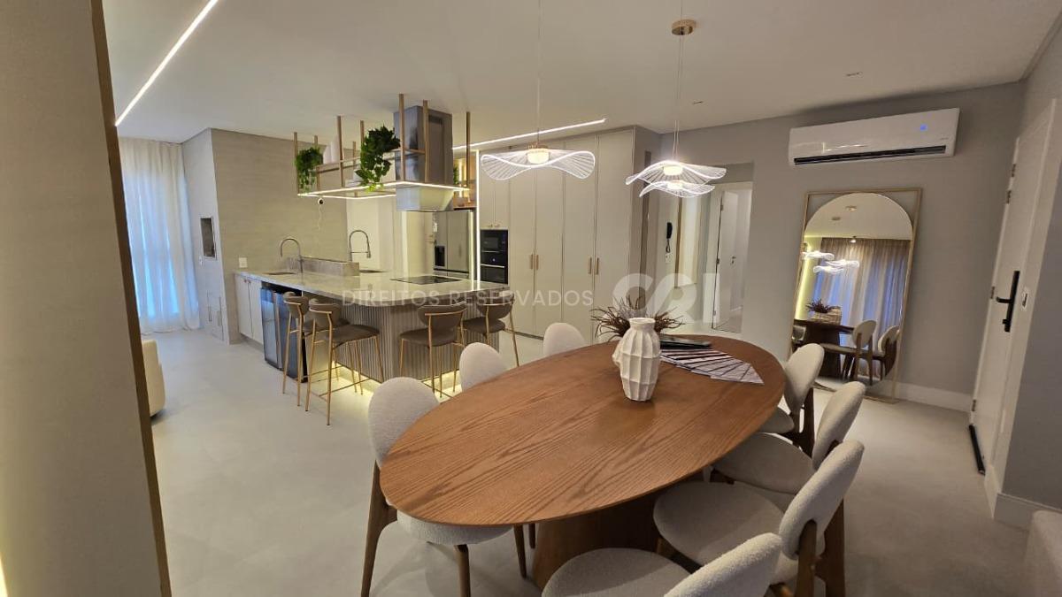 Apartamento com 4 Suítes no Imperia Del Mare em Meia Praia, Itapema