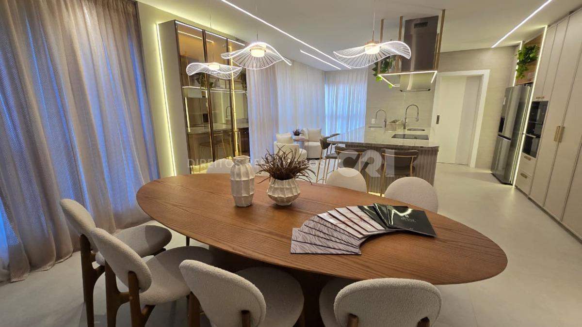 Apartamento com 4 Suítes no Imperia Del Mare em Meia Praia, Itapema