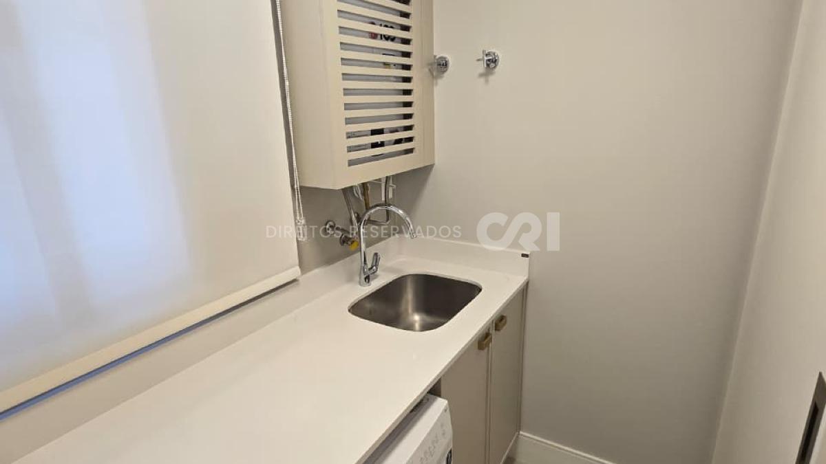 Apartamento com 4 Suítes no Imperia Del Mare em Meia Praia, Itapema