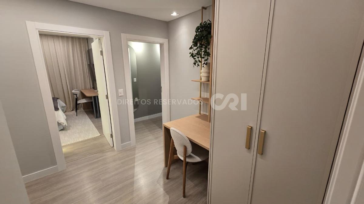 Apartamento com 4 Suítes no Imperia Del Mare em Meia Praia, Itapema