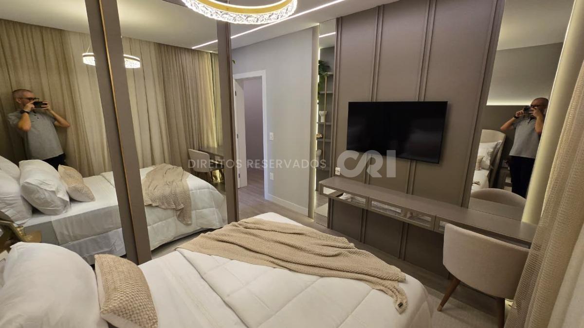 Apartamento com 4 Suítes no Imperia Del Mare em Meia Praia, Itapema