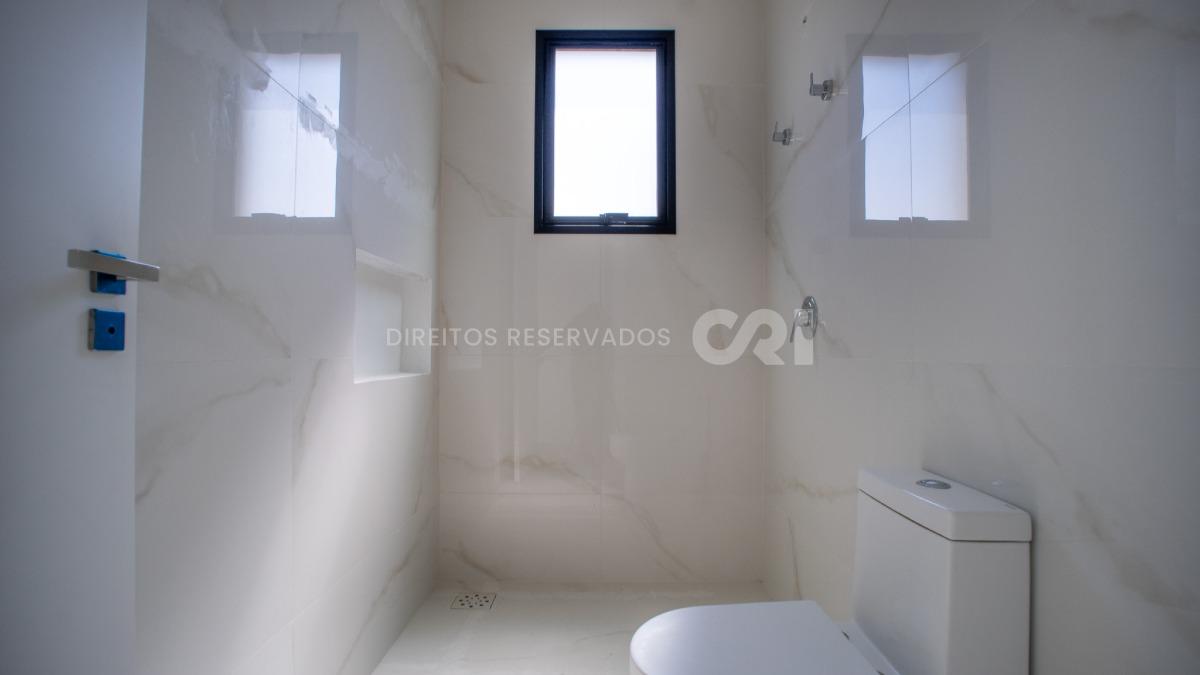 Apartamento à venda com 3 suítes no Shard Tower em Itapema
