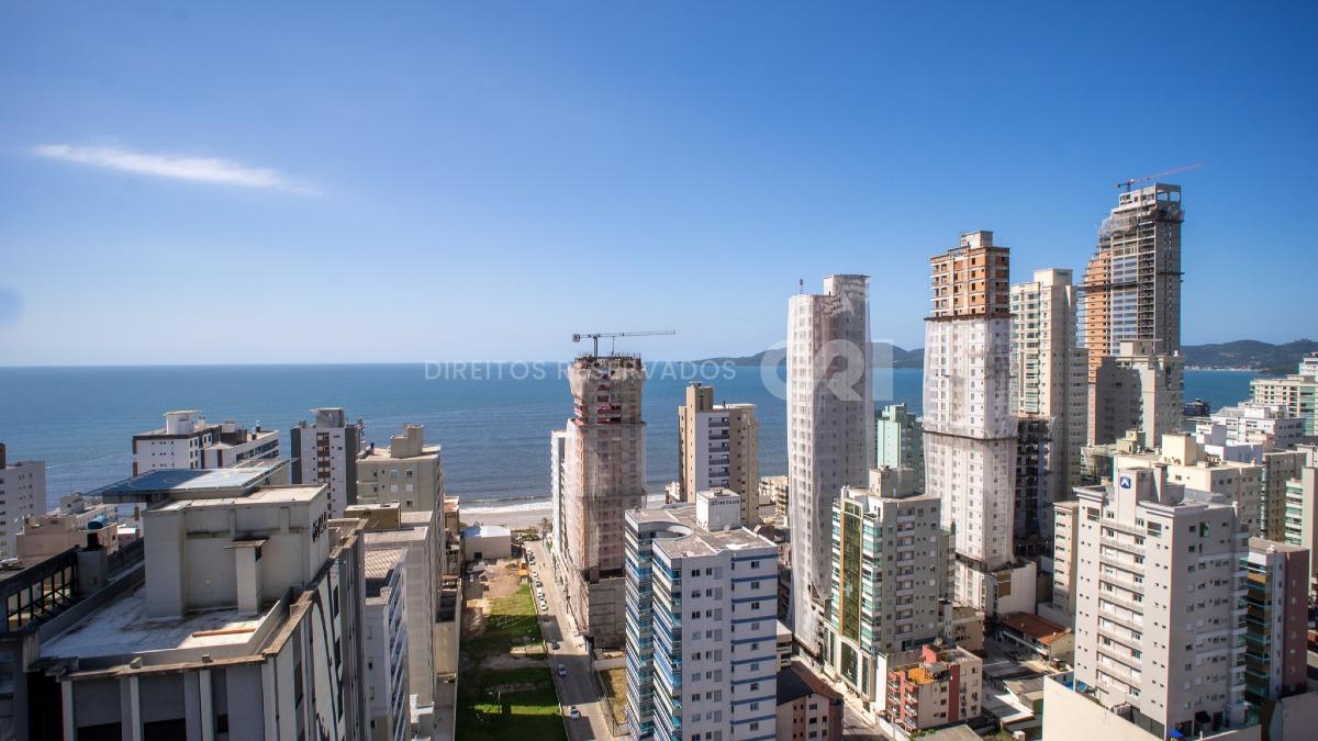 Apartamento à venda com 3 suítes no Shard Tower em Itapema