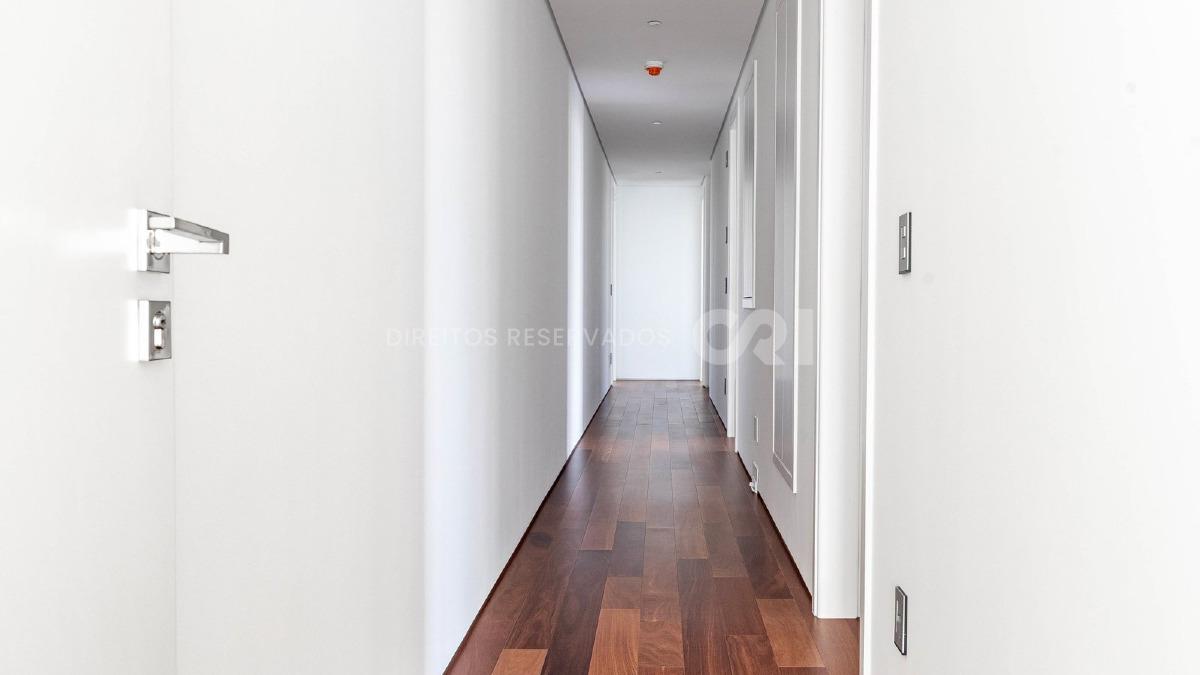 Apartamento com 4 Suítes no Copenhagen na Barra Sul, Balneário Camboriú