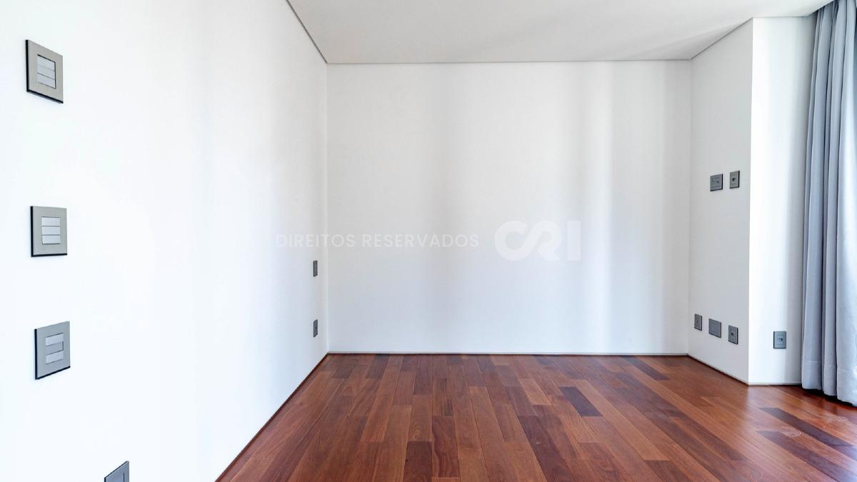 Apartamento com 4 Suítes no Copenhagen na Barra Sul, Balneário Camboriú