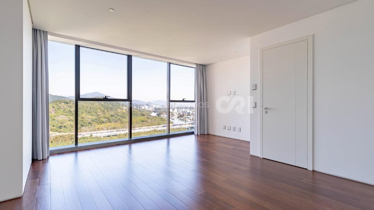 Apartamento com 4 Suítes no Copenhagen na Barra Sul, Balneário Camboriú