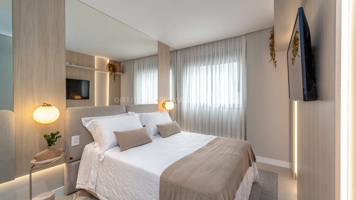 Apartamento Mobiliado com 4 Suítes no Las Salinas no Centro de Balneário Camboriú