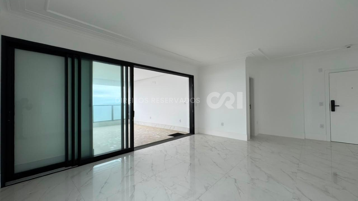 Apartamento com 3 suítes no edifício St. Clair Residence no Centro em Itapema