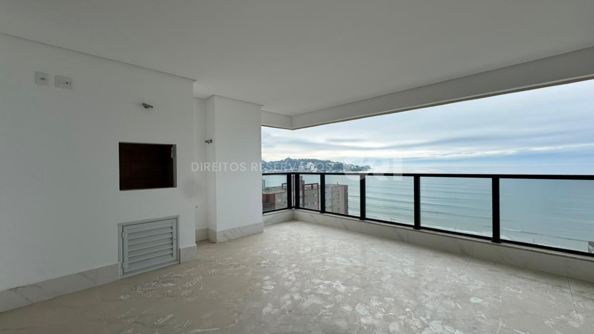Apartamento com 3 suítes no edifício St. Clair Residence no Centro em Itapema