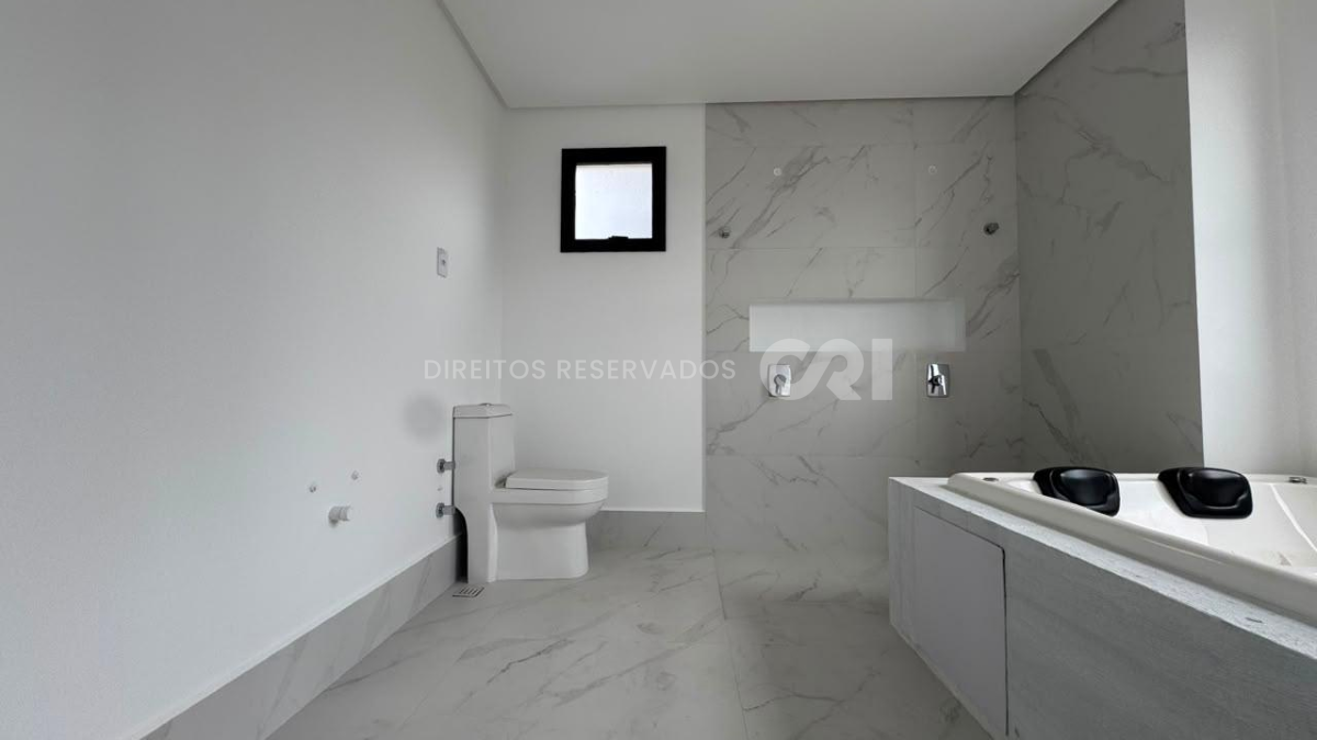 Apartamento com 3 suítes no edifício St. Clair Residence no Centro em Itapema