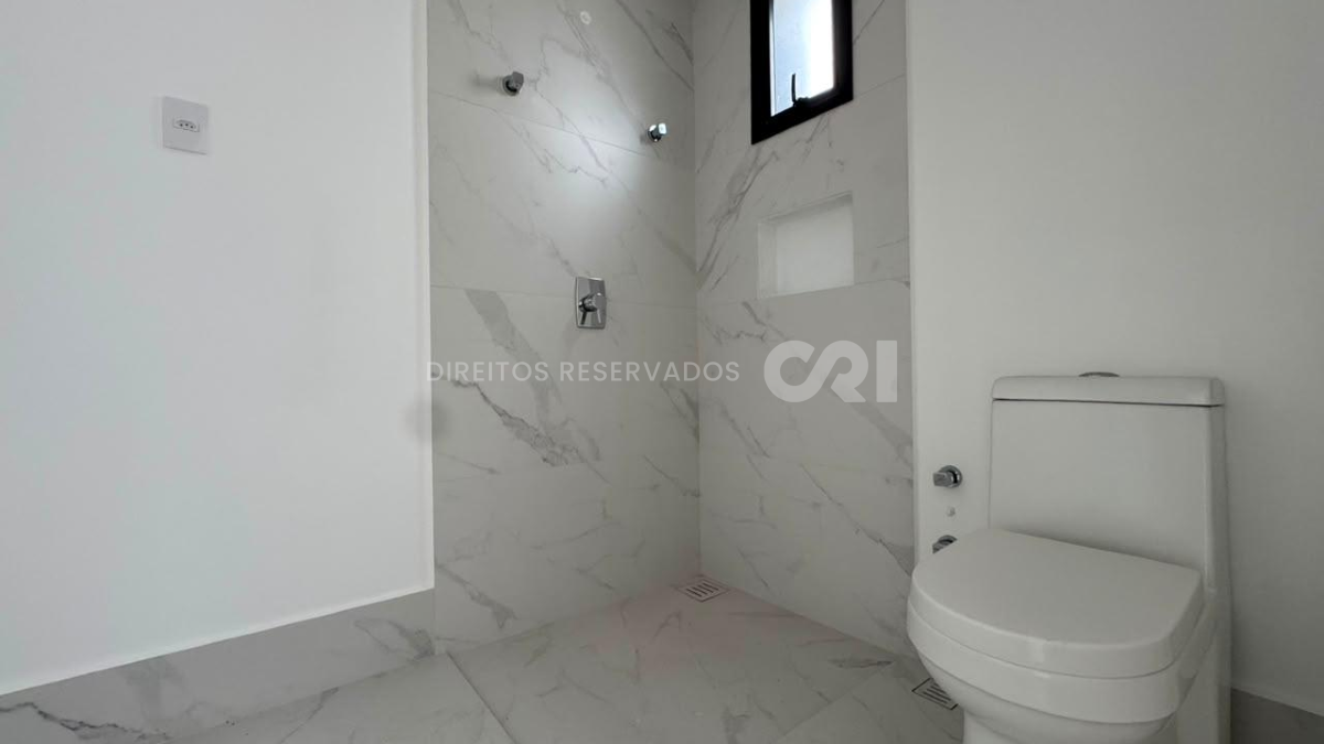 Apartamento com 3 suítes no edifício St. Clair Residence no Centro em Itapema