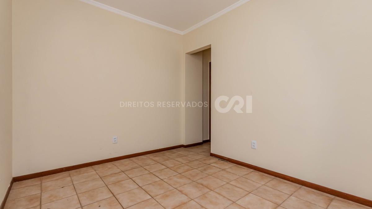 Apartamento com 3 Quartos no Edifício Orlando José no Centro de Balneário Camboriú
