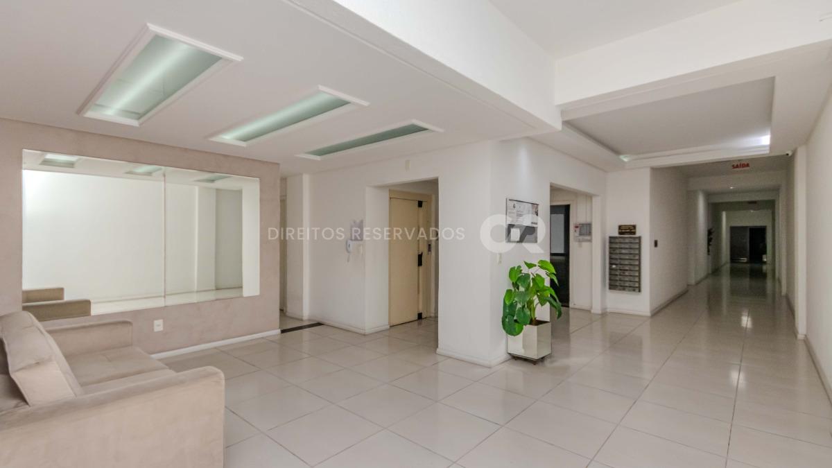 Apartamento com 3 Quartos no Edifício Orlando José no Centro de Balneário Camboriú