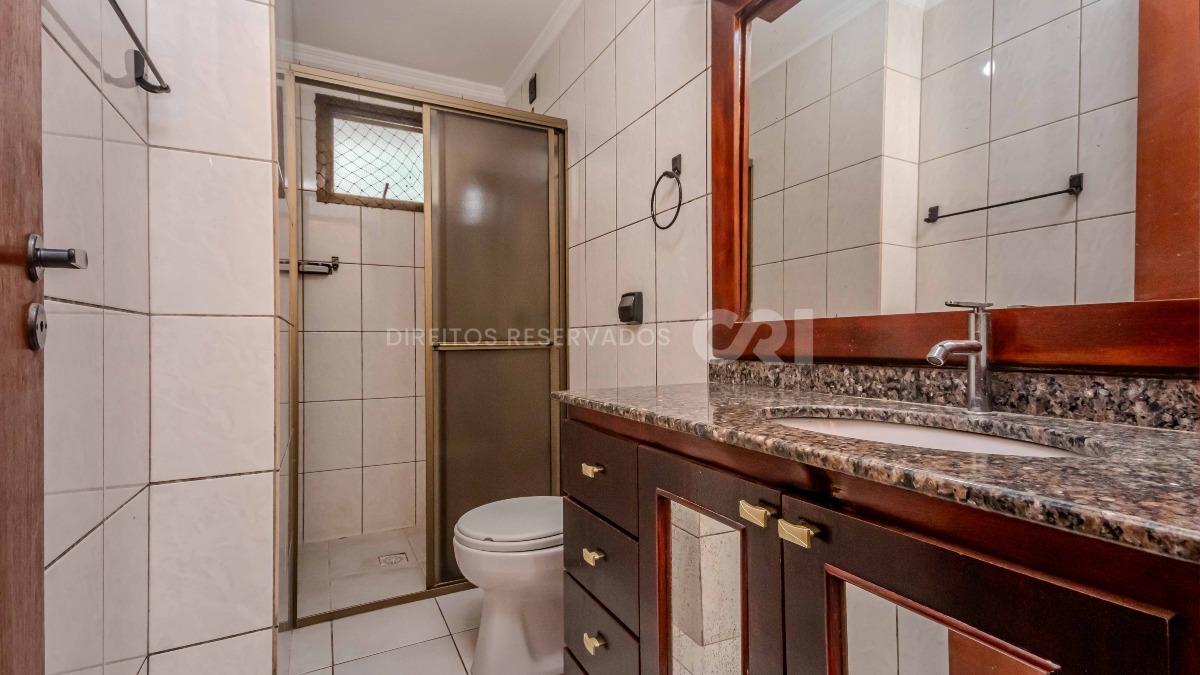 Apartamento com 3 Quartos no Edifício Orlando José no Centro de Balneário Camboriú