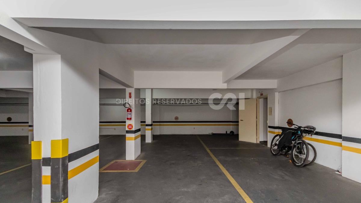 Apartamento com 3 Quartos no Edifício Orlando José no Centro de Balneário Camboriú
