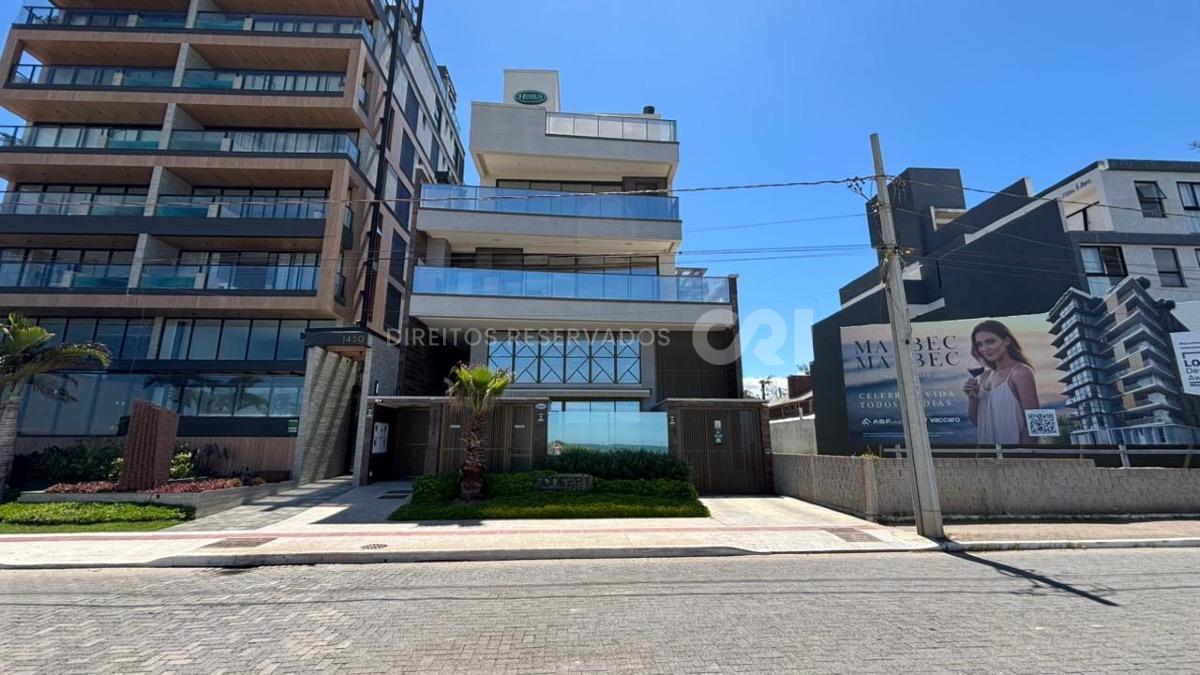 Duplex Concept com 4 Suítes e Piscina Privativa na Praia Brava em Itajaí
