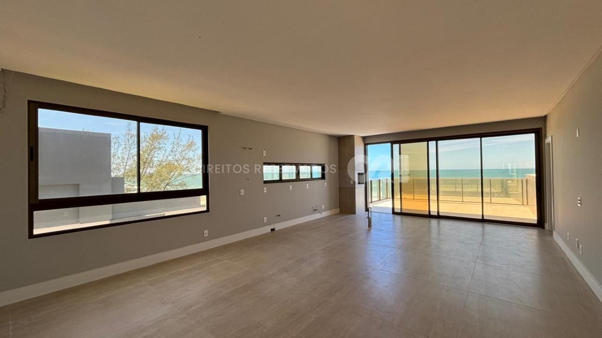 Duplex Concept com 4 Suítes e Piscina Privativa na Praia Brava em Itajaí