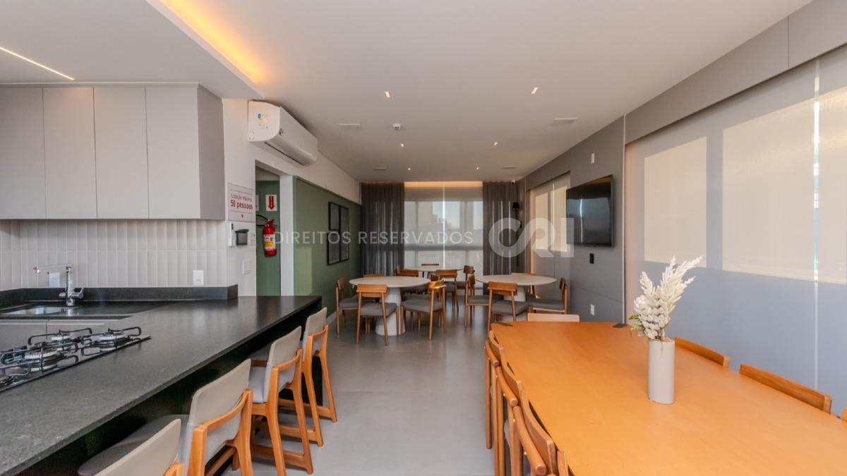 Apartamento com 3 Suítes no San Telmo no Centro de Balneário Camboriú