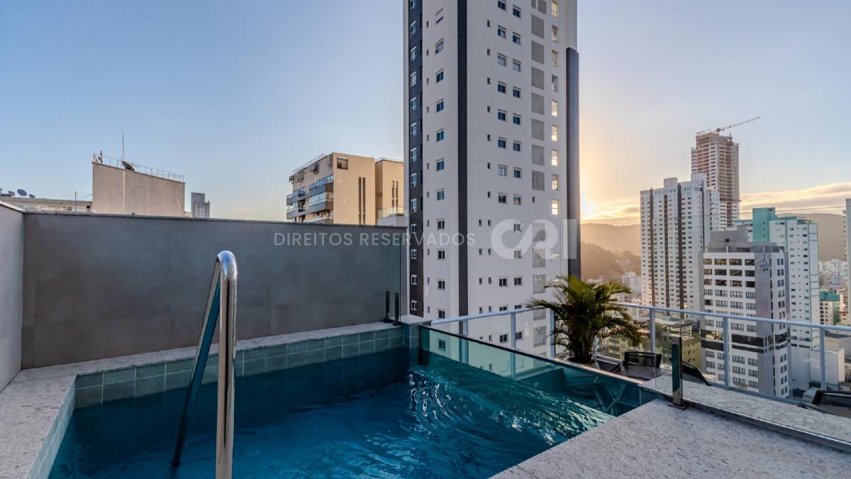 Apartamento com 3 Suítes no San Telmo no Centro de Balneário Camboriú