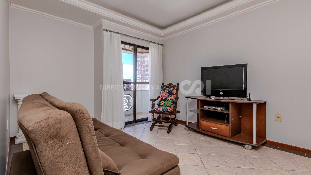 Cobertura Duplex com 3 Quartos e 1 suíte no Anne Christine Schmitz no Centro de Balneário Camboriú