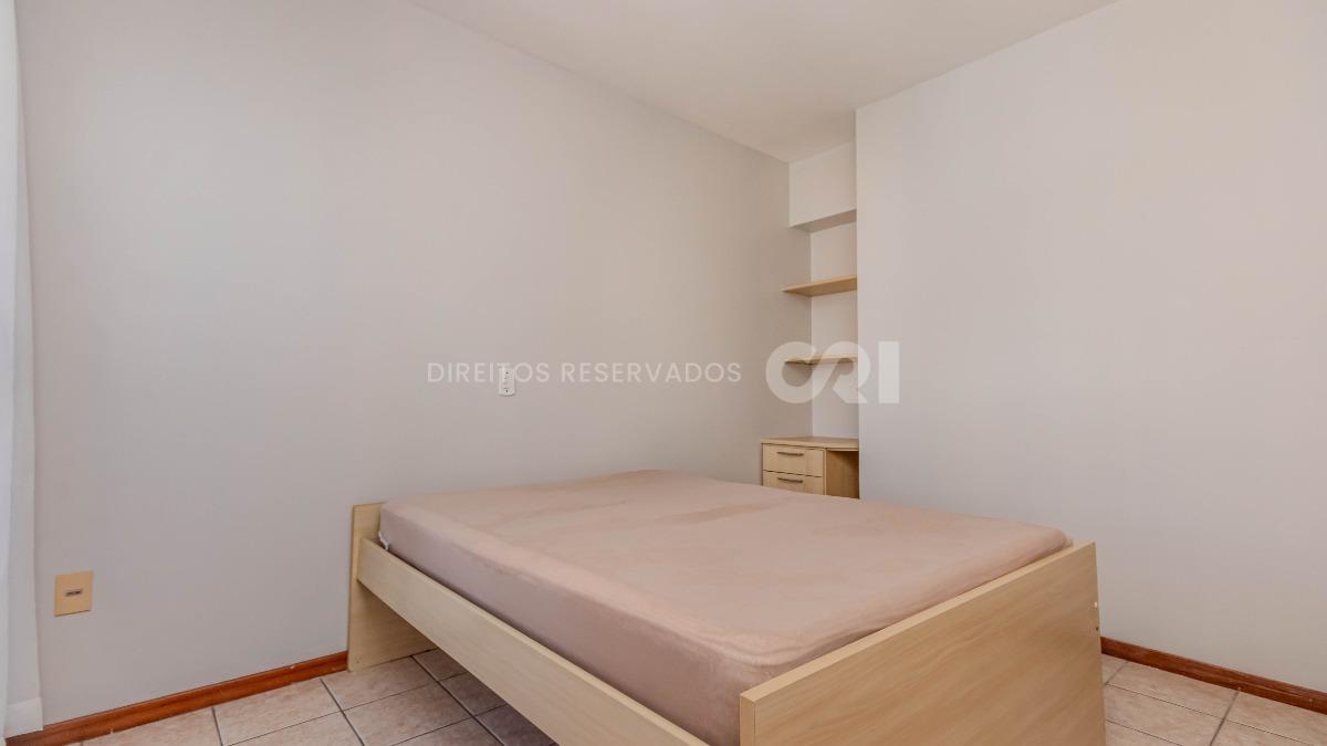 Cobertura Duplex com 3 Quartos e 1 suíte no Anne Christine Schmitz no Centro de Balneário Camboriú
