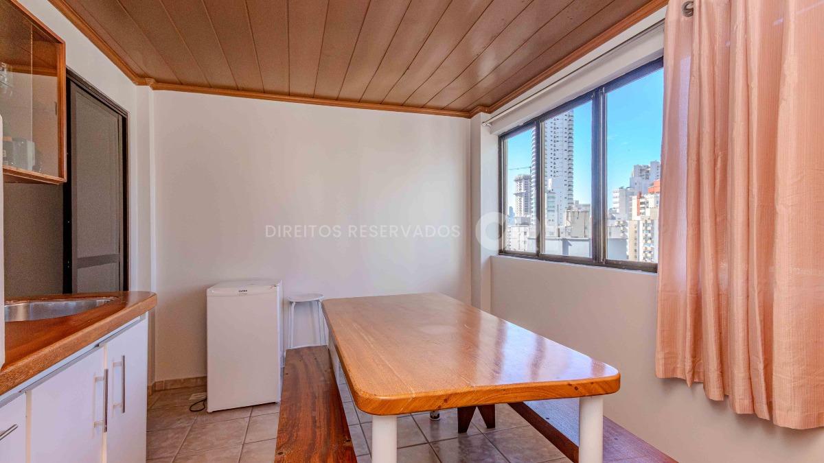 Cobertura Duplex com 3 Quartos e 1 suíte no Anne Christine Schmitz no Centro de Balneário Camboriú