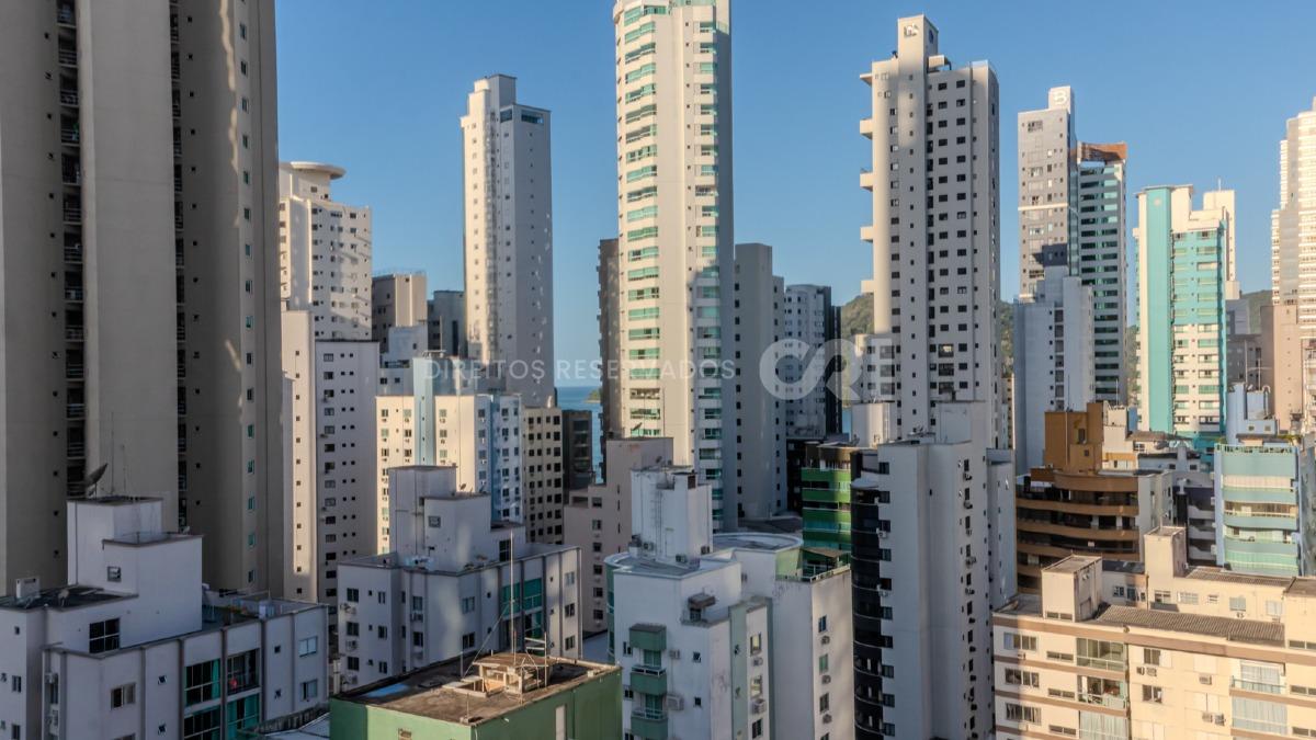 Cobertura com 3 Quartos no Pablo Neruda no Centro de Balneário Camboriú