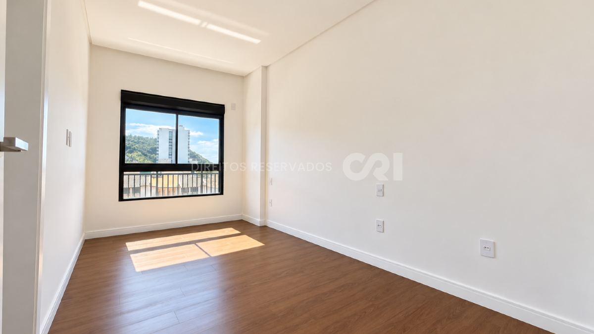 Apartamento Duplex Frente Mar com 3 Suítes no La Plage em Cabeçudas, Itajaí