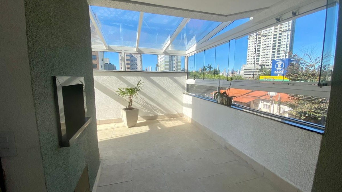 Apartamento Mobiliado com Terraço no Edifício Maria Gabriela no Tabuleiro, Camboriú